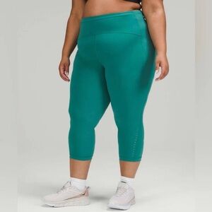 Lululemon swift speed crop 21”